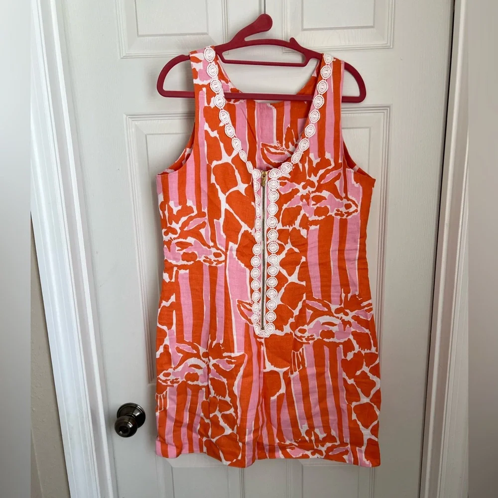 ☀️ Lilly Pulitzer for Target Giraffe Print shift dress ☀️ - Picture 2 of 9